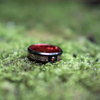 Bague de Jarl \"Sang du Valhalla\" en Tungstène Bague de Jarl \"Sang du Valhalla\" en Tungstène