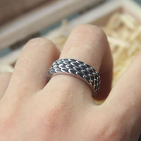 Bague Viking \"Bague de la Morsure de Jörmungand\" Bague Viking \"Bague de la Morsure de Jörmungand\"