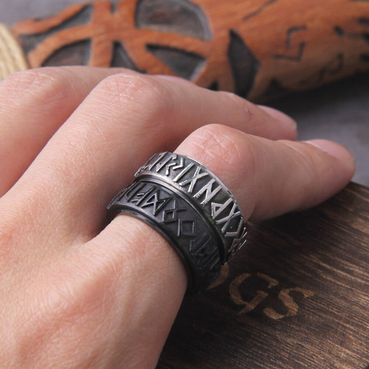 Bague Viking \"Bague Futhark: Echo de l'Infini\" Bague Viking \"Bague Futhark: Echo de l'Infini\"