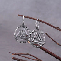 Boucles d'oreille Valknut en acier inoxydable Boucles d'oreille Valknut en acier inoxydable