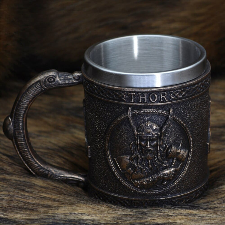 Chope Viking \"Calice du Marteau Divin\" Chope Viking \"Calice du Marteau Divin\"