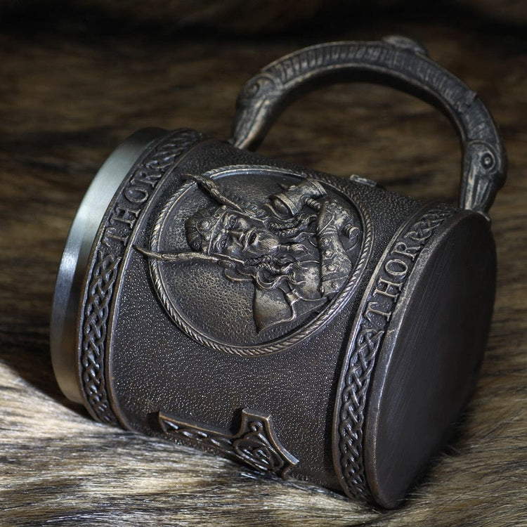 Chope Viking \"Calice du Marteau Divin\" Chope Viking \"Calice du Marteau Divin\"
