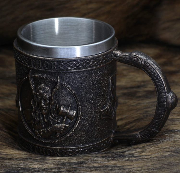 Chope Viking \"Calice du Marteau Divin\" Chope Viking \"Calice du Marteau Divin\"