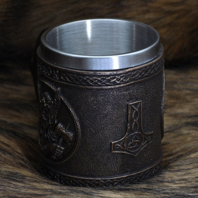 Chope Viking \"Calice du Marteau Divin\" Chope Viking \"Calice du Marteau Divin\"