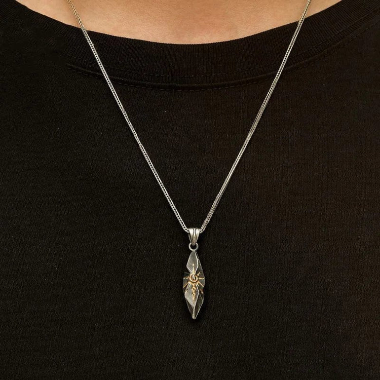 Collier Pierre de Jötunn \"Forge ta force\" Collier Pierre de Jötunn \"Forge ta force\"