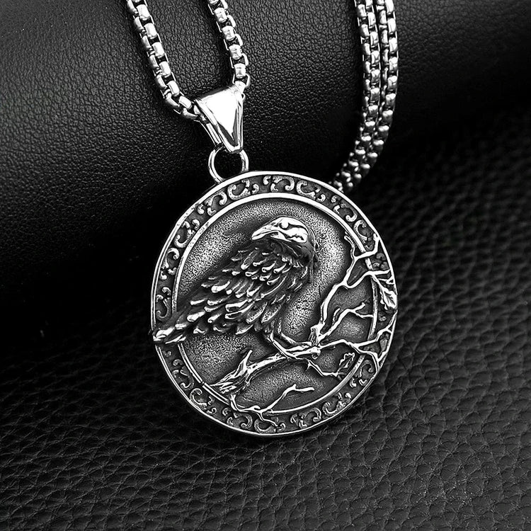 Collier viking \"L’Œil d’Odin\" Collier viking \"L’Œil d’Odin\"