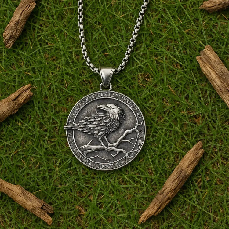 Collier viking \"L’Œil d’Odin\" Collier viking \"L’Œil d’Odin\"