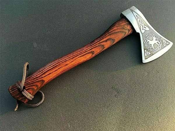Hache Guerrière Viking - \"Fureur du Nord\" Hache Guerrière Viking - \"Fureur du Nord\"