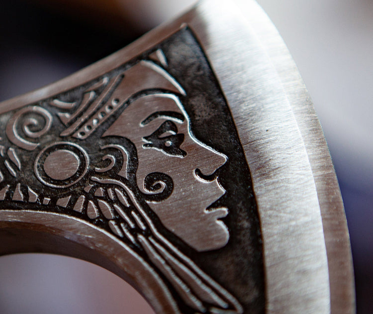 Hache Guerrière Viking - \"Hache de l'Aurore Boréale\" Hache Guerrière Viking - \"Hache de l'Aurore Boréale\"