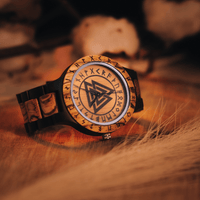Montre en bois Valknut - Odin's Hall Montre en bois Valknut - Odin's Hall