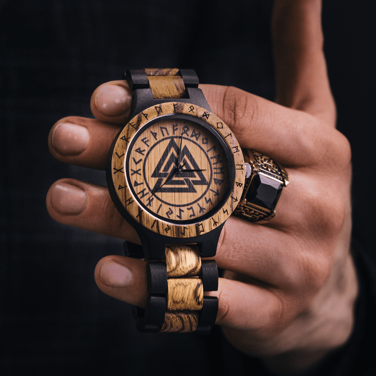 Montre en bois Valknut - Odin's Hall Montre en bois Valknut - Odin's Hall