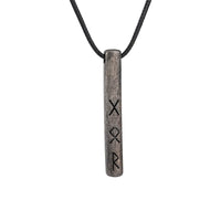 Amulette viking du Futhark l'alphabet runique - acier inoxydable Amulette viking du Futhark l'alphabet runique - acier inoxydable