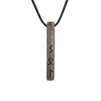 Amulette viking du Futhark l'alphabet runique - acier inoxydable Amulette viking du Futhark l'alphabet runique - acier inoxydable