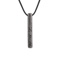 Amulette viking du Futhark l'alphabet runique - acier inoxydable Amulette viking du Futhark l'alphabet runique - acier inoxydable