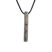Amulette viking du Futhark l'alphabet runique - acier inoxydable Amulette viking du Futhark l'alphabet runique - acier inoxydable