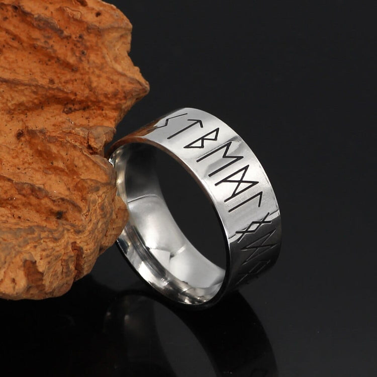 Bague Viking ancestrale - runes sacrées Bague Viking ancestrale - runes sacrées