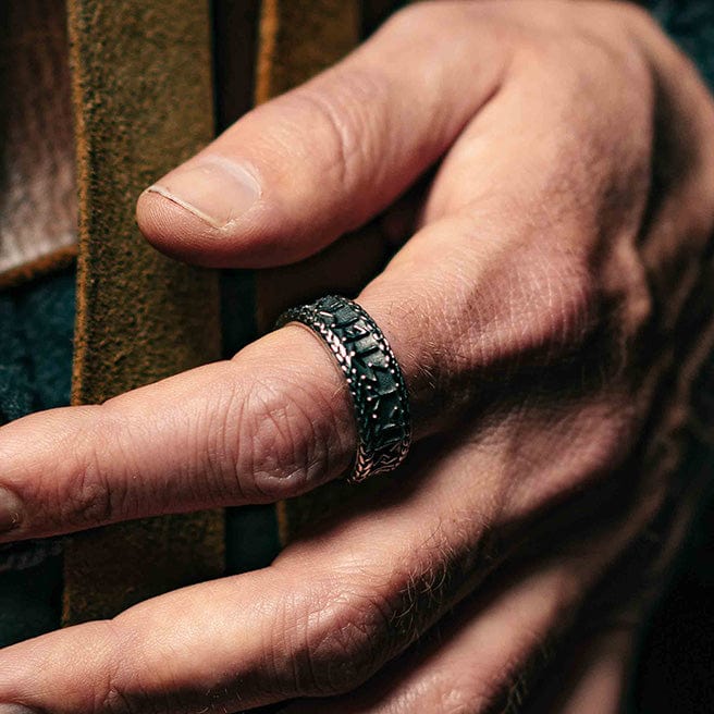 Bague Viking antique en acier inoxydable Bague Viking antique en acier inoxydable