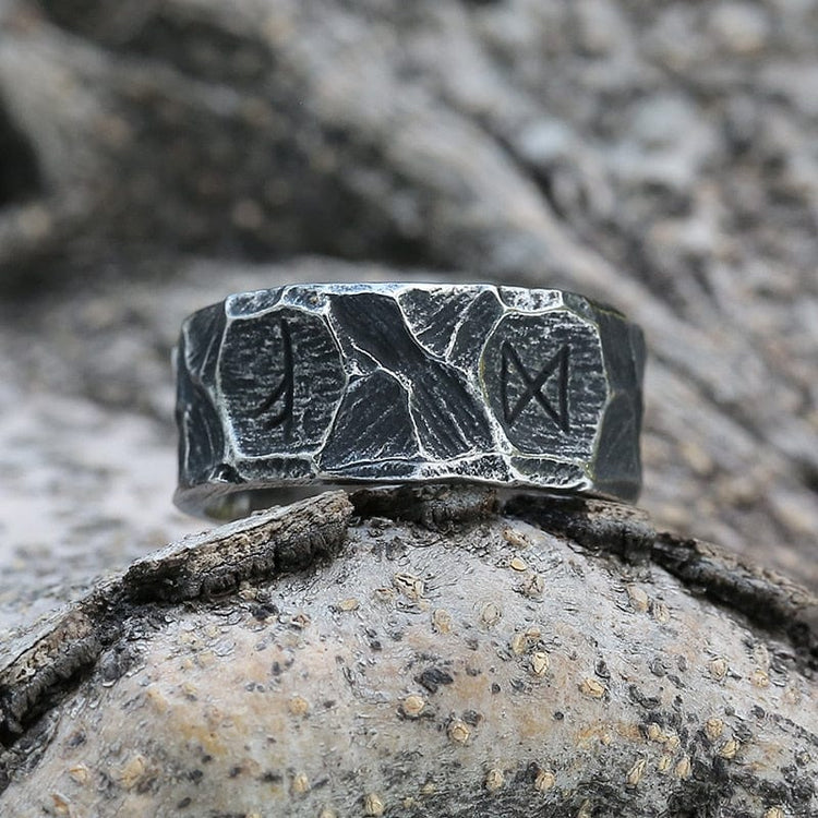 Bague viking rune \"Destinée héroïque\" Bague viking rune \"Destinée héroïque\"
