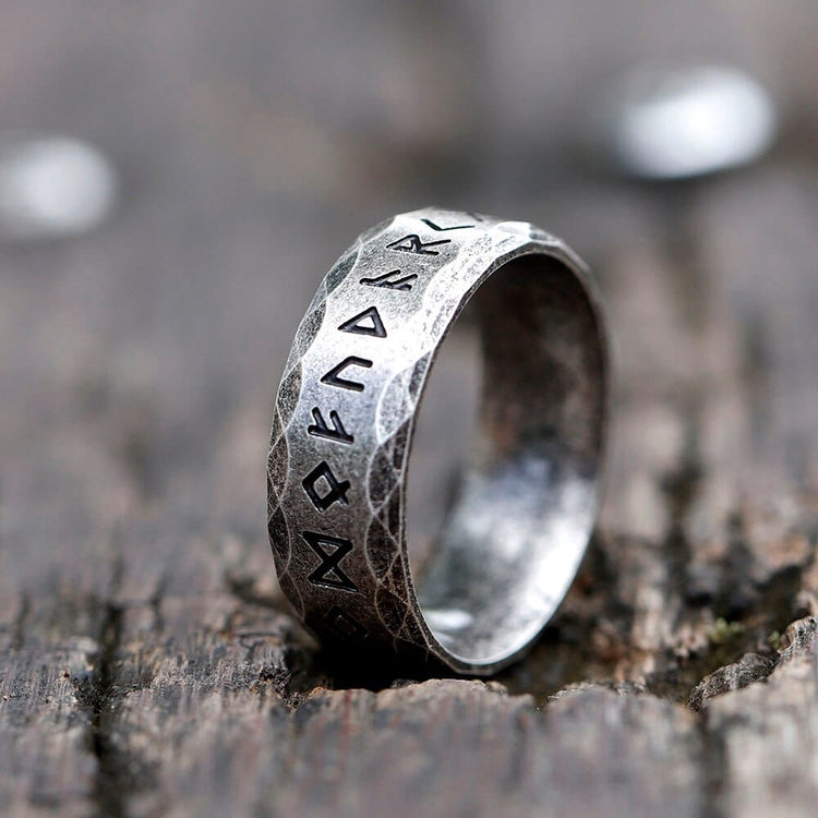 Bague viking rune \"Sagesse du héros\" Bague viking rune \"Sagesse du héros\"