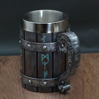 Chope viking porteuse de rune nordique Chope viking porteuse de rune nordique