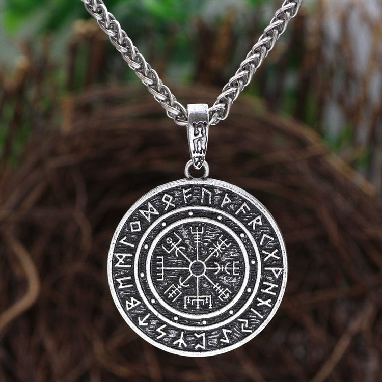 Collier d'orientation Vegvisir Collier d'orientation Vegvisir