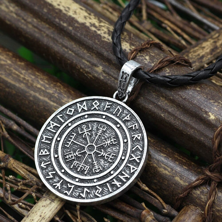 Collier d'orientation Vegvisir Collier d'orientation Vegvisir