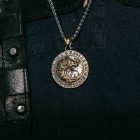 Collier Loup Géant Doré - Fenrir Collier Loup Géant Doré - Fenrir