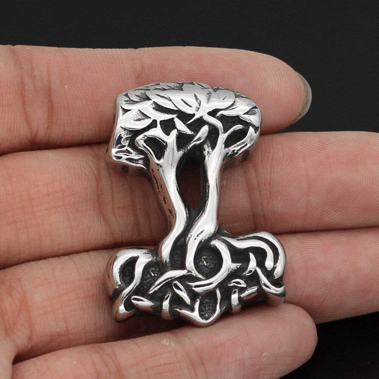 Collier Mjolnir en forme d'Yggdrasil Collier Mjolnir en forme d'Yggdrasil