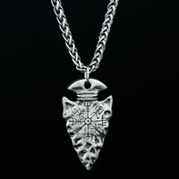 Collier pointe de lance Viking - Symbole Vegvisir Collier pointe de lance Viking - Symbole Vegvisir