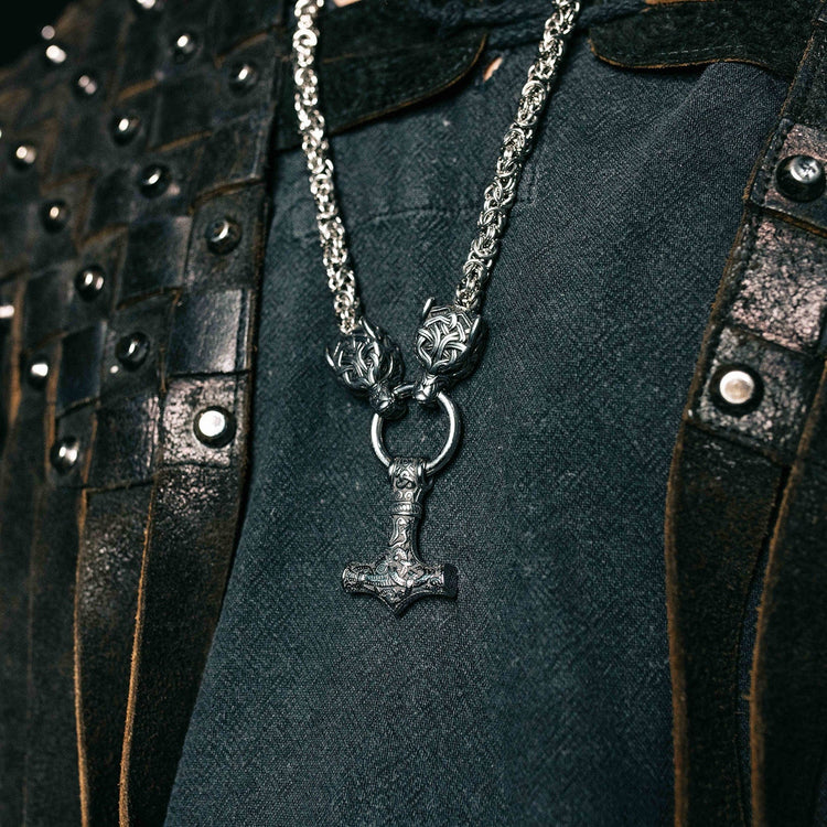 Collier puissance de Mjolnir et protection de Freki et Geri Collier puissance de Mjolnir et protection de Freki et Geri