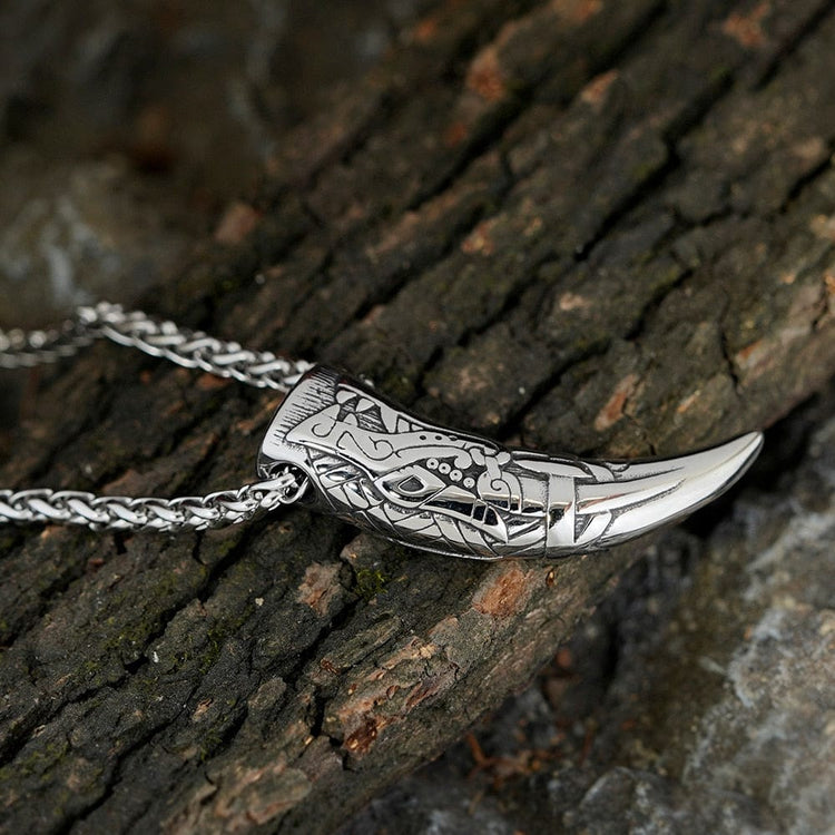 Collier viking dent de Fenrir le loup géant Collier viking dent de Fenrir le loup géant