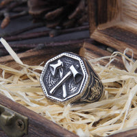 Bague de hache de guerre croisée - acier inoxydable Bague de hache de guerre croisée - acier inoxydable