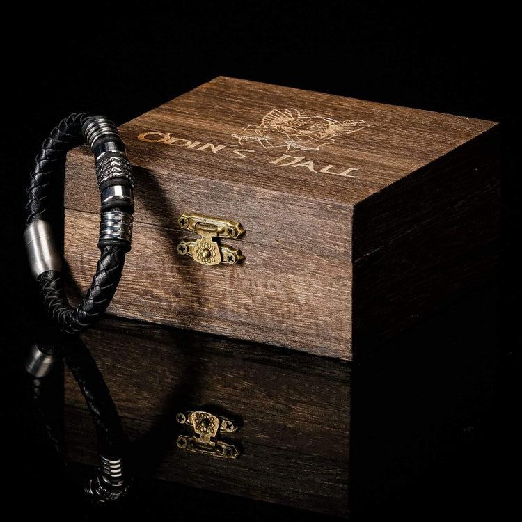 Bracelet d'entrainement viking en cuir tressé Bracelet d'entrainement viking en cuir tressé