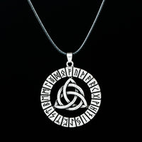 Collier Viking variant du Triskèle Breton Collier Viking variant du Triskèle Breton