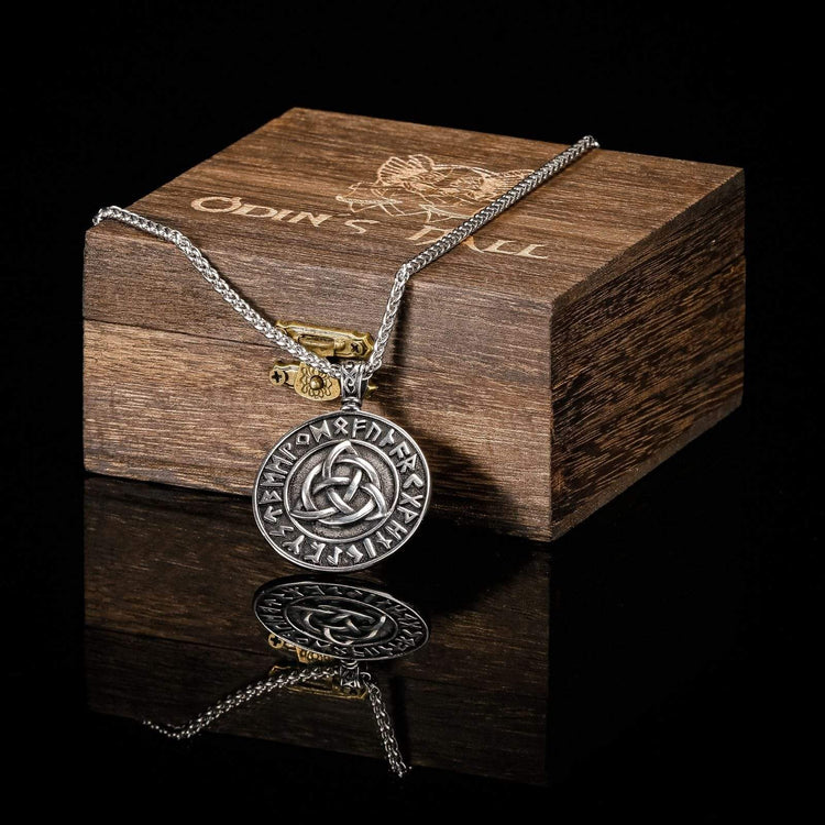 Talisman de protection runique Viking Talisman de protection runique Viking