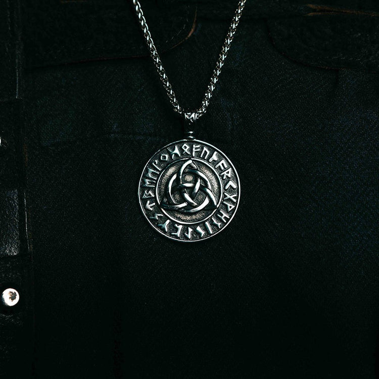 Talisman de protection runique Viking Talisman de protection runique Viking