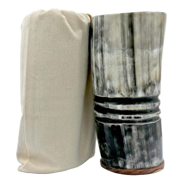 Tasse viking en corne de bœuf Tasse viking en corne de bœuf