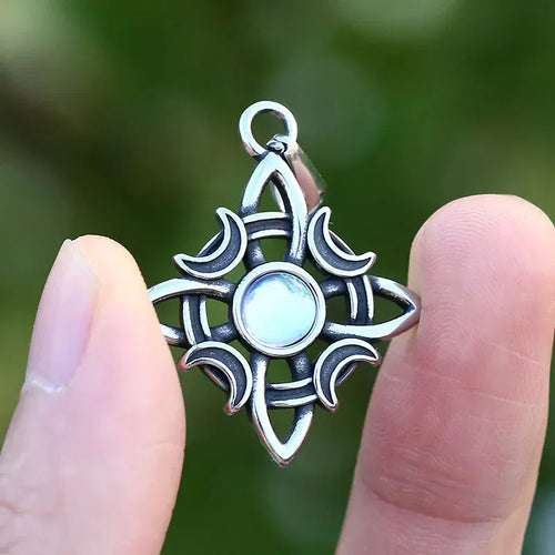 Collier "Garde la lumière" avec pierre de lune - Odins Hall