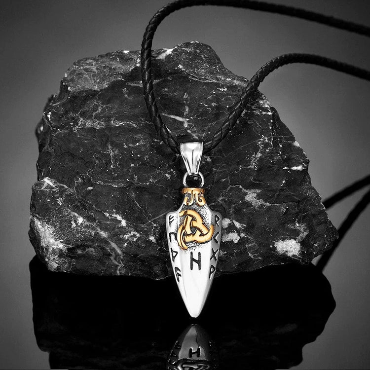 Collier lance runique