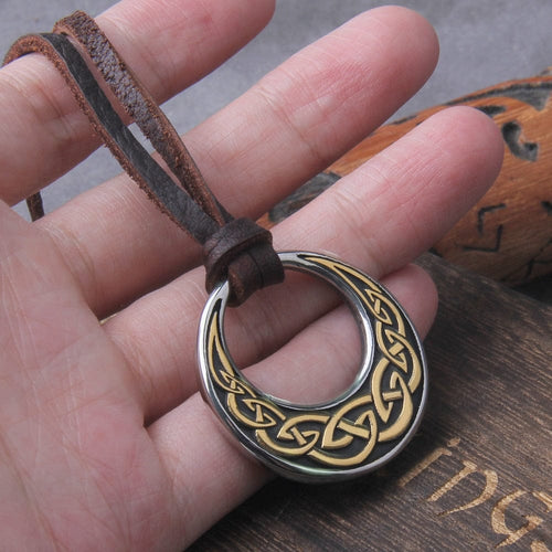 collier Collier Viking "Embrasse de la Lune: Pendentif Nœud Celtique" - Odins Hall