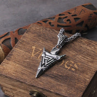 Collier Viking \"Lance d'Odin Collier Valknut\"